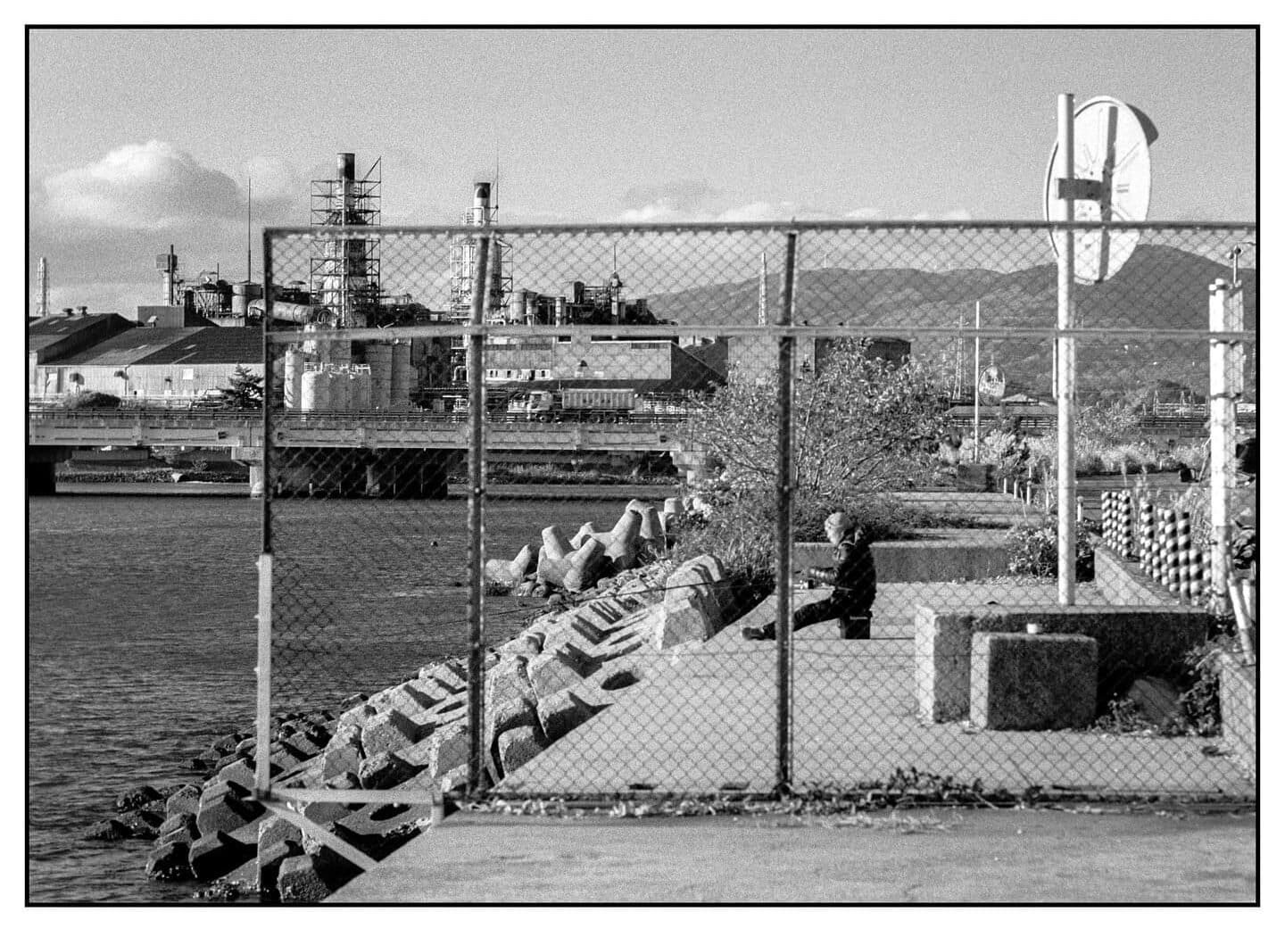 Monochrome Fishing Japan